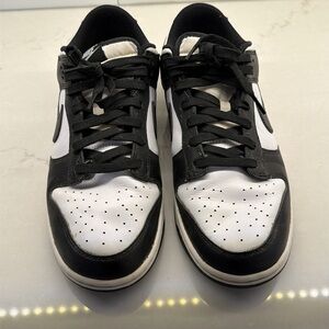 Men’s Nike Dunks - size 11.5 - very good condition